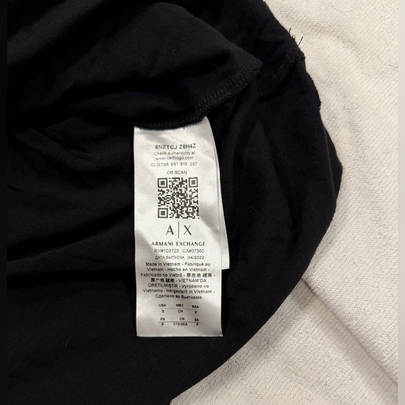 Armani Exchange Men's T-Shirt - Picture 4 of 5